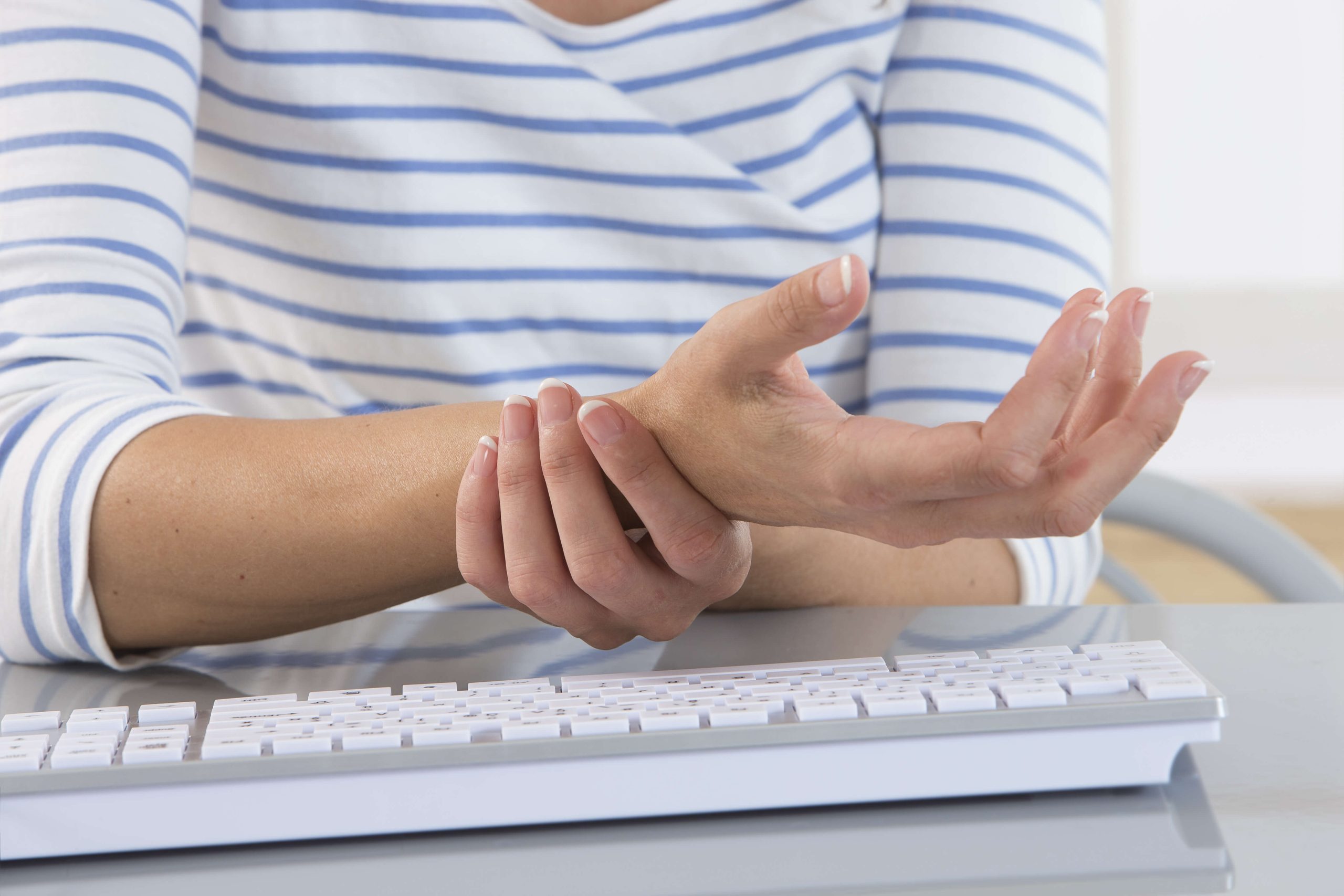 Wrist pain treatment in Saint Peters, MO