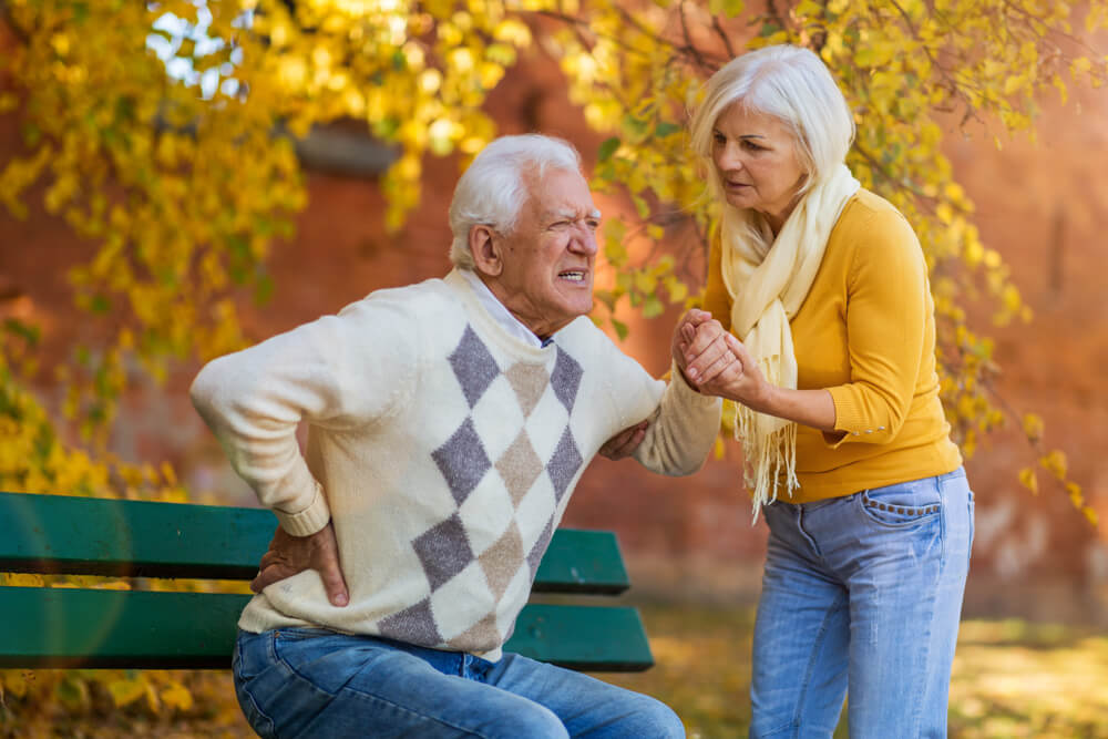 hip pain after walking