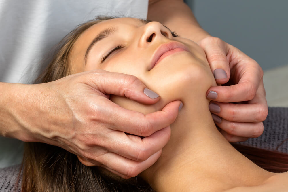 TMJ Massage TMJ Pain Treatment
