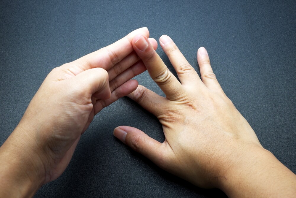 Three exercises for hand and finger pain that’s not caused by arthritis