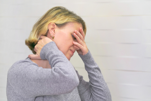 How to tell if a pinched nerve in your neck is causing your headache