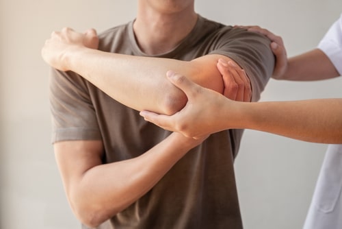 10 possible causes of left arm pain that don’t involve a heart attack