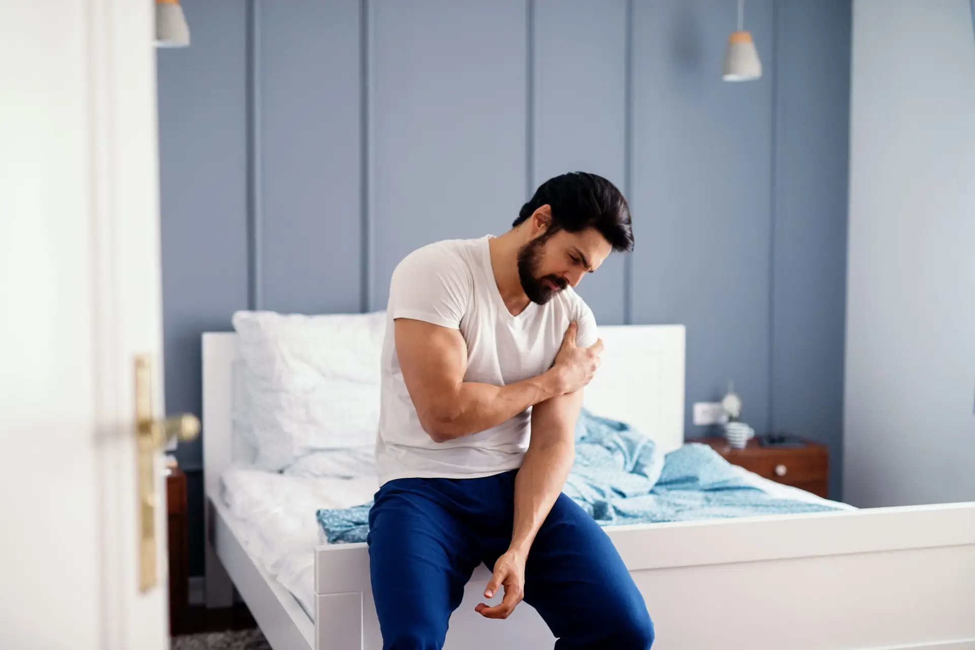Why Does My Shoulder Hurt After Sleeping on Side?